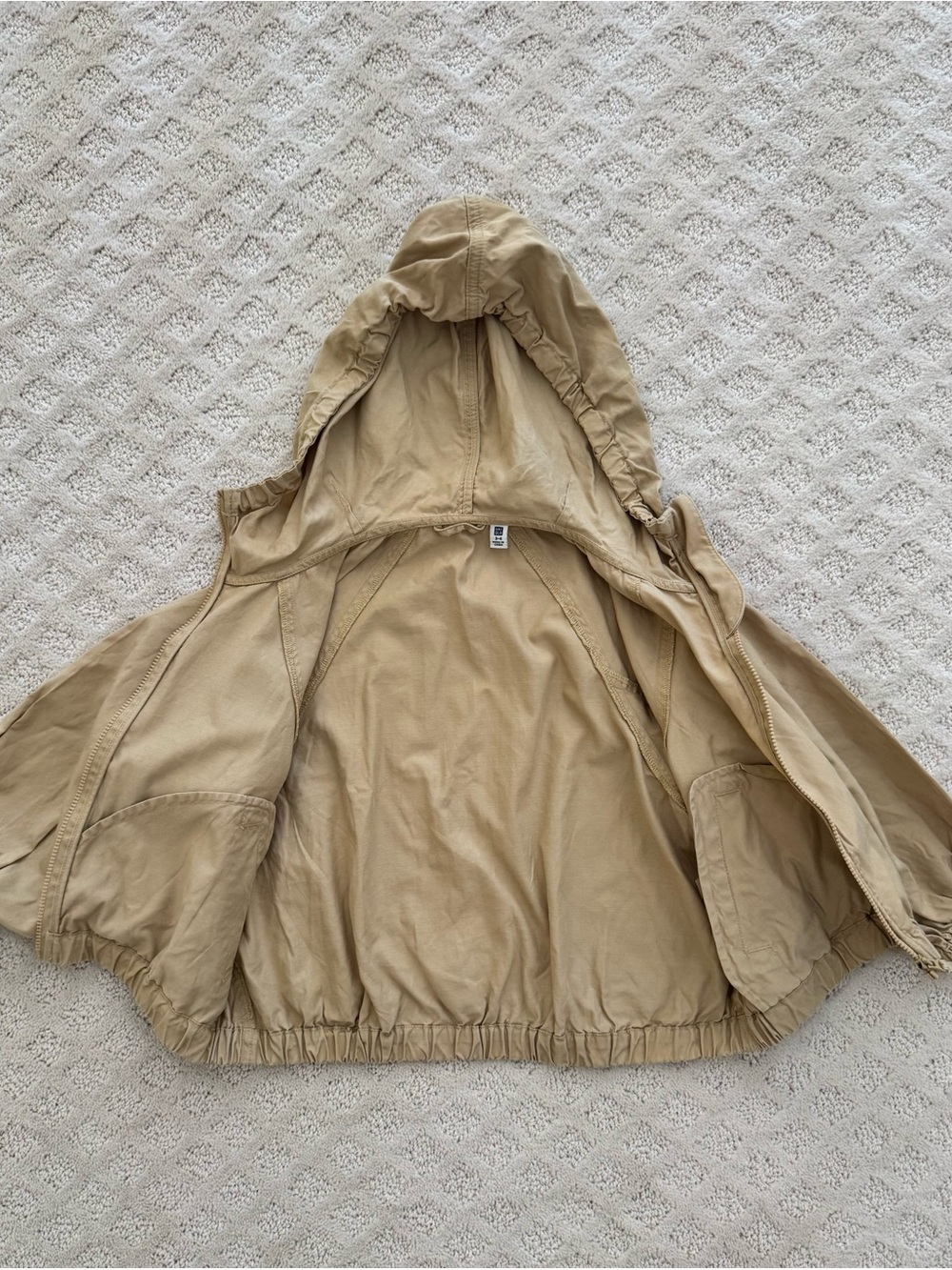 Uniqlo Kids Hooded Relaxed Parka in Beige - Picture 3 of 4